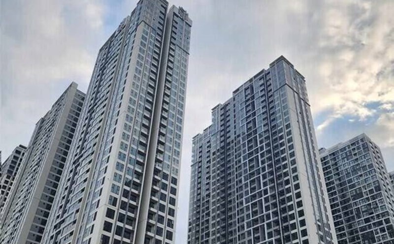 The apartment segment in the West of Hanoi attracts customers. Photo: Thu Giang