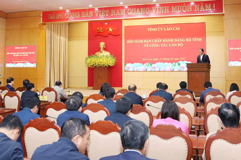 Conference to complete the position of Vice Chairman of Lao Cai Provincial People's Committee. Photo: Thanh Phu