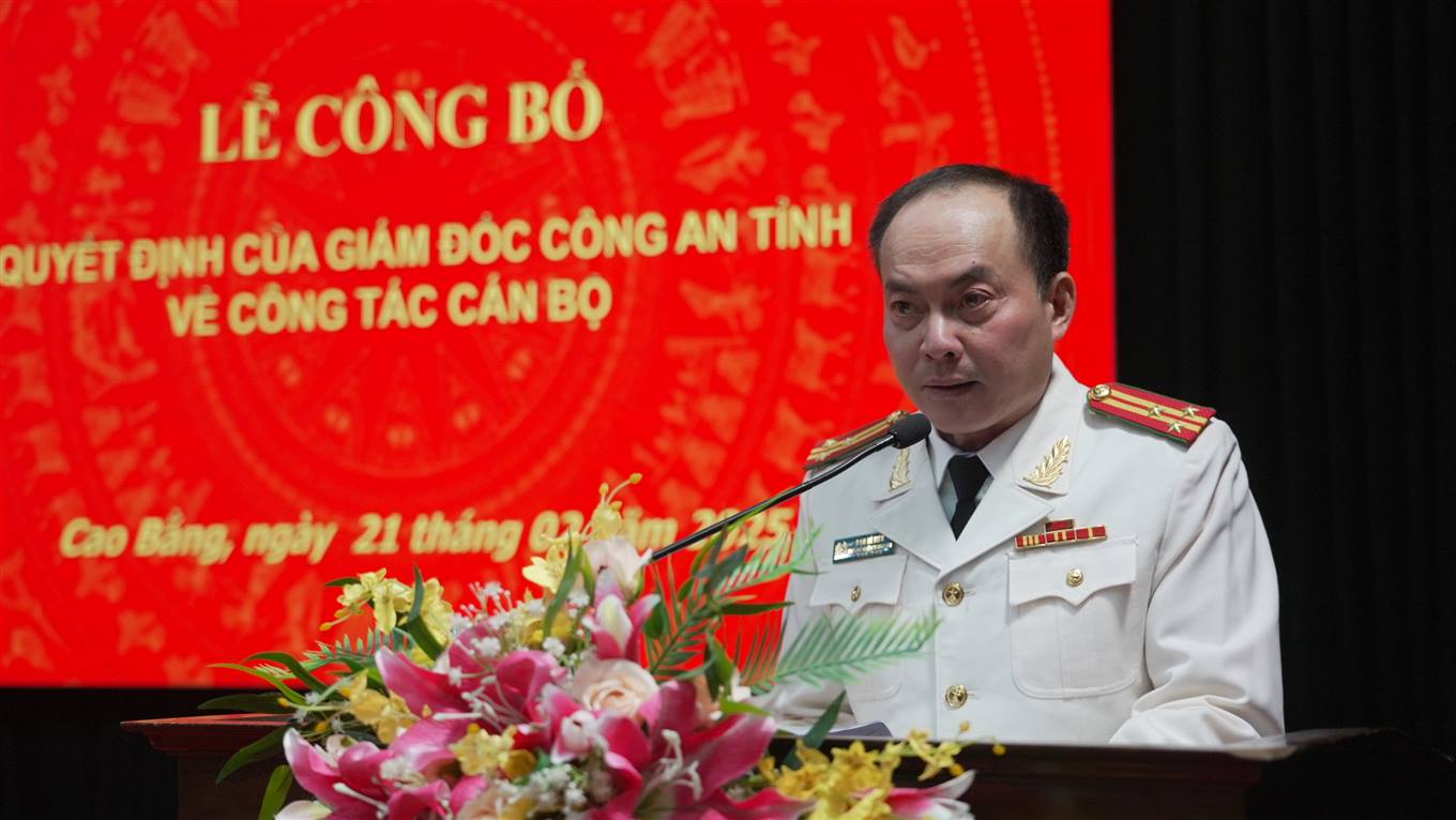 Many police officers in Cao Bang have applied for early retirement. Photo: Hoang Tien.