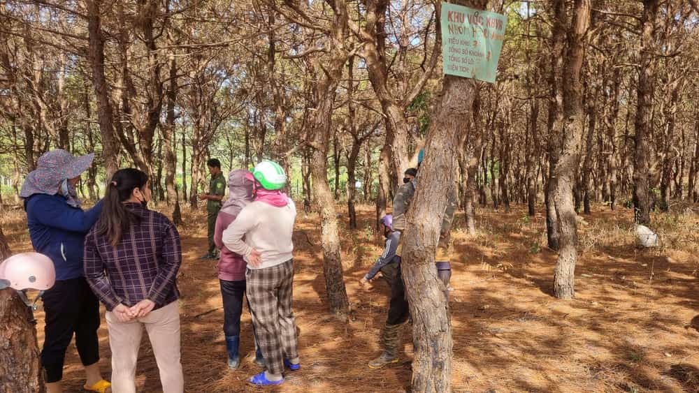 Hiện trường nơi phát hiện nam thanh niên tử vong. Ảnh: Kiến Lê 