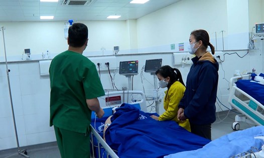 Huy động nguồn lực cứu chữa nạn nhân tai nạn trên Quốc lộ 6