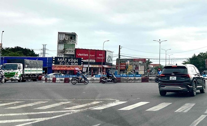 Du an mo rong duong Bui Van Hoa co diem cuoi tuyen la vong xoay nut giao voi duong Vo Nguyen Giap, TP Bien Hoa, Dong Nai. Anh tu lieu: HAC