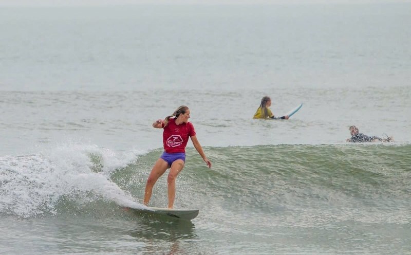 International tourists participate in the Da Nang open surfing competition in 2025. Photo: Son Tra Peninsula Management Board and Da Nang tourist beaches