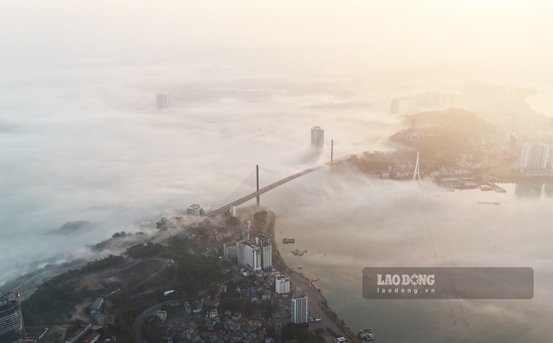 Forecast of cold and rainy weather in the North and Central regions next week due to the influence of cold air. Photo: Pham Hien