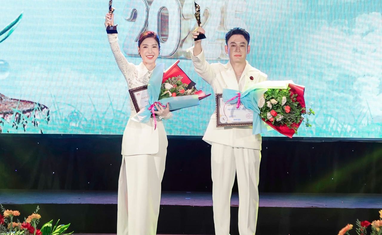 2 Humanitarian Ambassadors 2025. Photo: Organizing Committee.