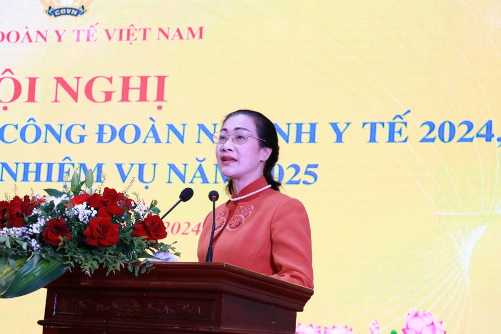 Associate Professor, Dr. Pham Thanh Binh - Chairman of the Vietnam Health Trade Union. Photo: Character provided