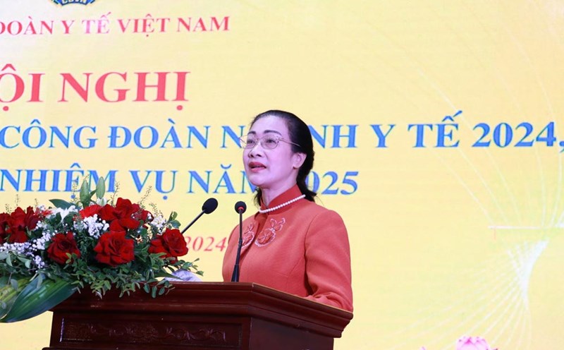 Associate Professor, Dr. Pham Thanh Binh - Chairman of the Vietnam Health Trade Union. Photo: Character provided