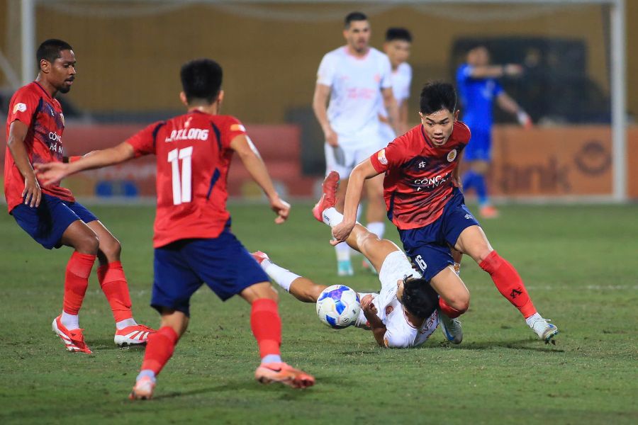 Hanoi Police Club won 2-1 against The Cong Viettel in round 14 of V.League 2024-2025. Photo: CAHN FC