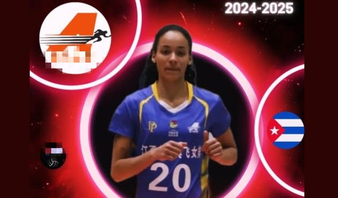 Lianet Garcia trong mau ao Giang Tay tai giai bong chuyen vo dich quoc gia Trung Quoc. Anh: Cubavolleyball 