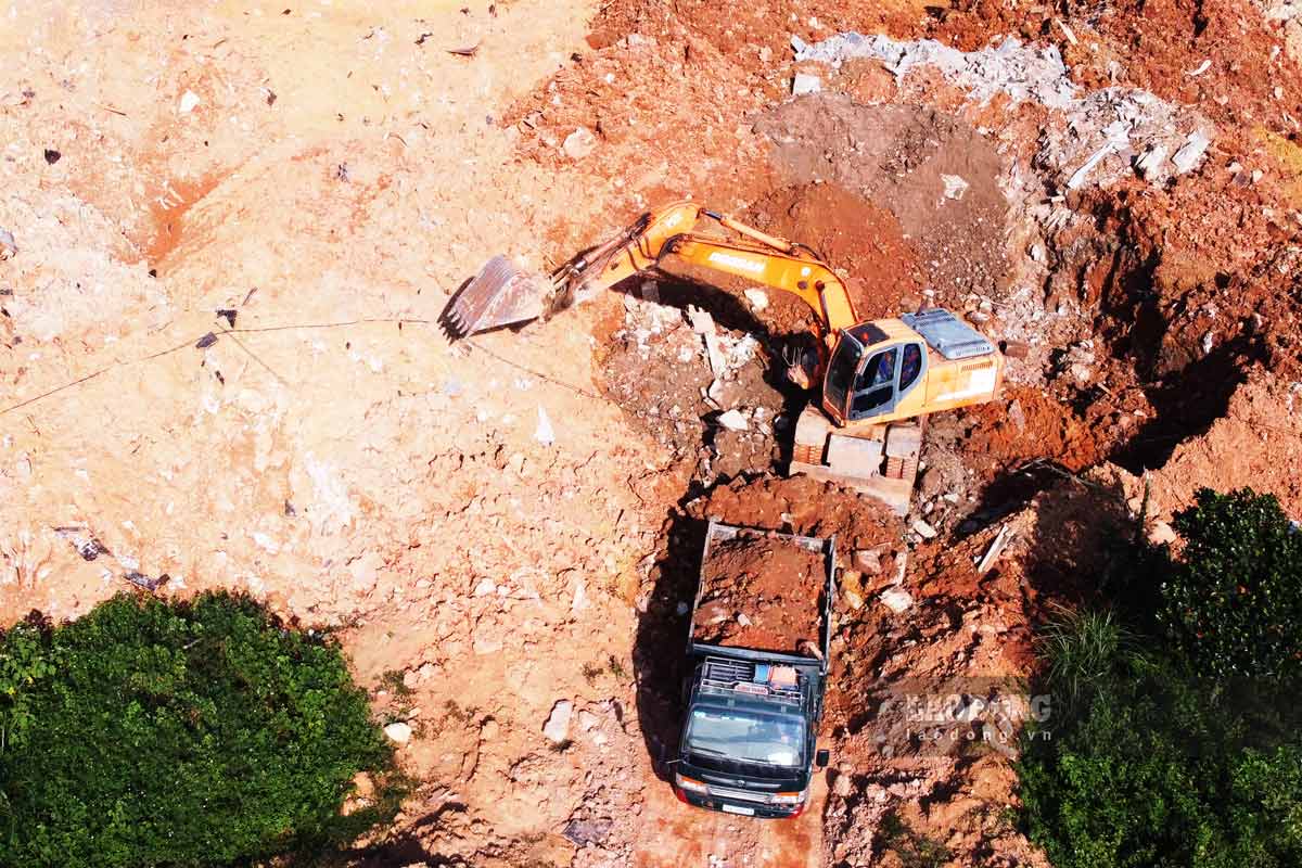 Land exploitation activities at the Quarry in Village 5, Quang Nghia Commune, Mong Cai City, Quang Ninh Province. Photo: Doan Hung