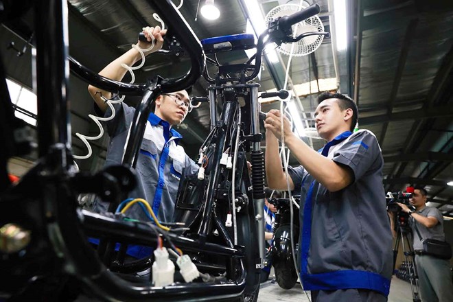Enterprises are increasingly affirming their important role in the country's economic development. Photo: Hai Nguyen