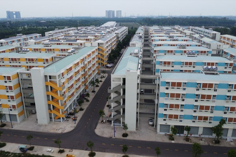 Social housing buyers in 2024 will be given many conditions. Photo: Dinh Trong.
