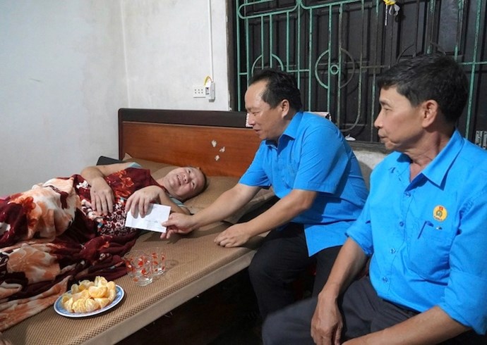 The Quang Binh Industry and Trade Trade Union organizes many activities towards union members and workers. Photo: Hung Nguyen