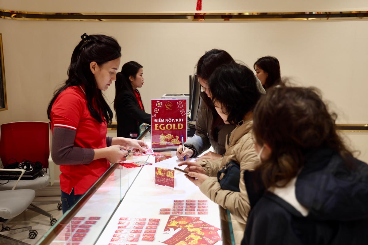 Gold prices continue to increase, be careful when investing in precious metals