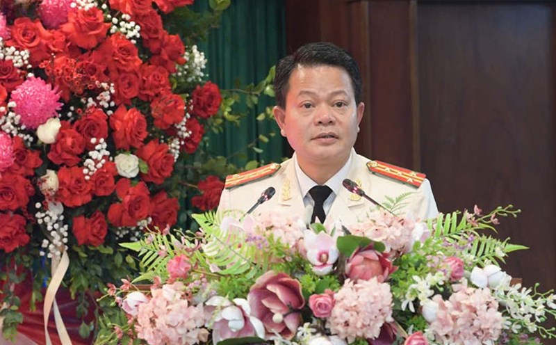 Colonel Vu Van Tan spoke when receiving the appointment decision. Photo: D. Phu