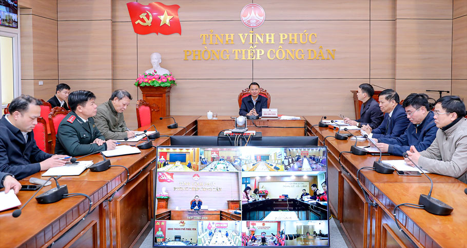 Scene of the citizen reception of the Secretary of the Vinh Phuc Provincial Party Committee. Photo: Khanh Linh