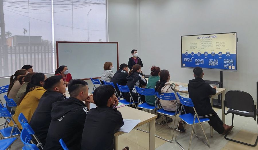 Recruitment of workers at Nam Thuan Production Joint Stock Company, Thuy Duong Ward, Thuy Nguyen City, Hai Phong City. Photo: Nam Thuan Hai Phong