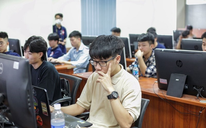 The Academy of cryptography prioritizes candidates with IELTS 5.5 or higher. Photo: Academy of cryptography