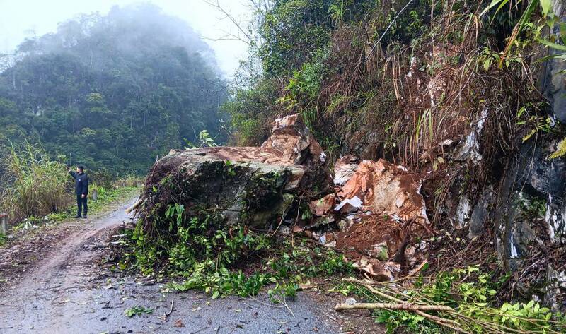 The scene of the landslide that killed a child. Photo: Hoang Chinh