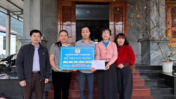 "Union Shelter" Comes to health workers in Quang Binh province. Photo: Phuc Van