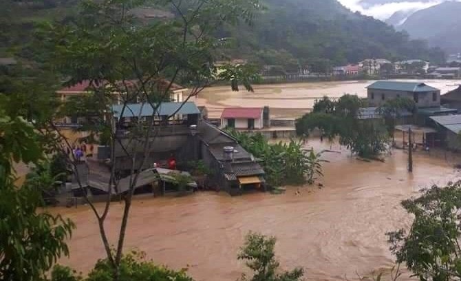 Warning of the risk of thunderstorms and flash floods in Ha Giang. Photo: Nguyen Hung.