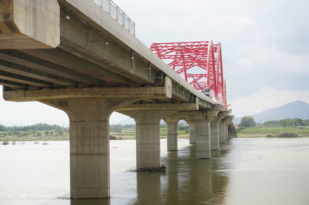 Quang Ngai is focusing resources to complete the Tra Khuc 3 bridge project in the third quarter of 2025. Photo: Vien Nguyen
