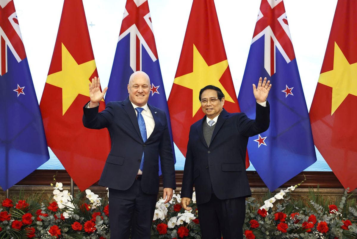 Prime Minister Pham Minh Chinh welcomed New Zealand Prime Minister Christopher Luxon. Photo: Hai Nguyen