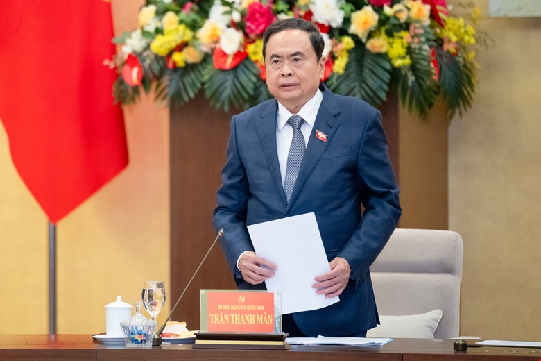 The National Assembly Chairman has signed and issued a Resolution on piloting a number of special mechanisms and policies to create breakthroughs in the development of science, technology, innovation and national digital transformation. Photo: Quochoi.vn