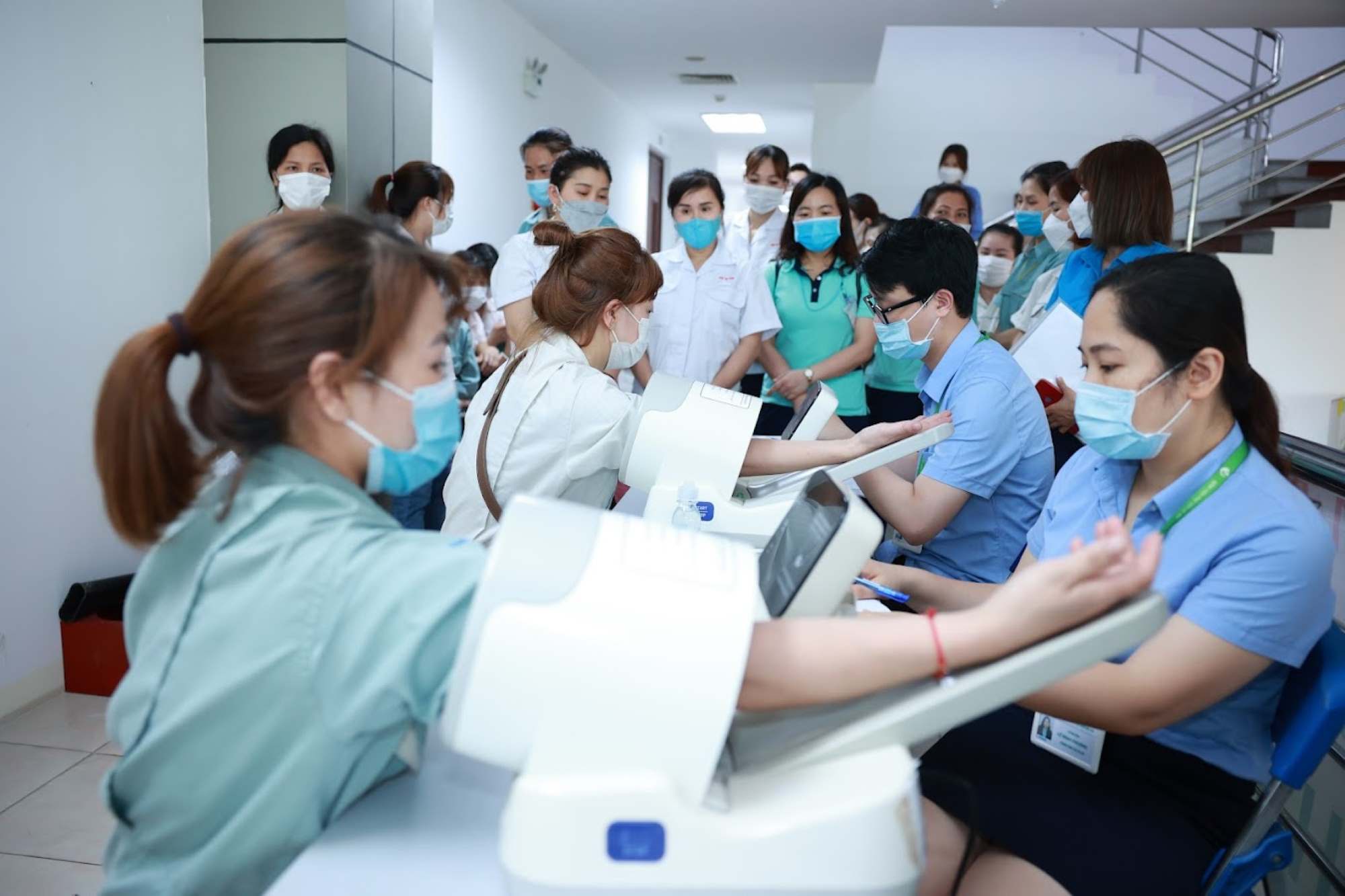 Periodic health check-ups for workers in Bac Thang Long Industrial Park (Hanoi). Photo: Hai Nguyen