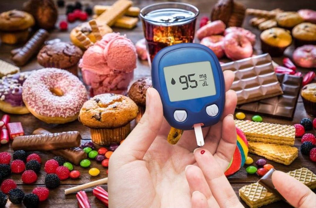 Common habits easily increase blood sugar. Graphics: Linh Dan