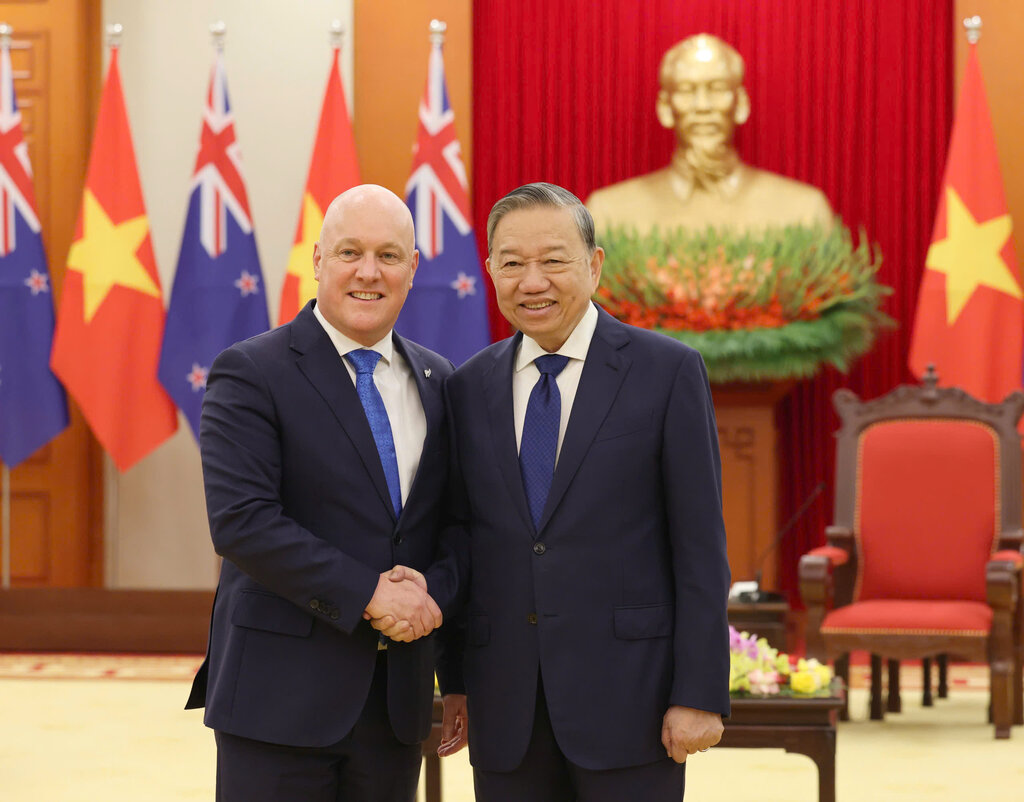 General Secretary To Lam received New Zealand Prime Minister Christopher Luxon. Photo: Hai Nguyen