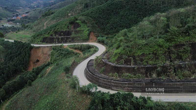 Tuyen Quoc lo 279 doan qua huyen Bao Yen, tinh Lao Cai giup ket noi Ha Giang voi cao toc Noi Bai - Lao Cai.