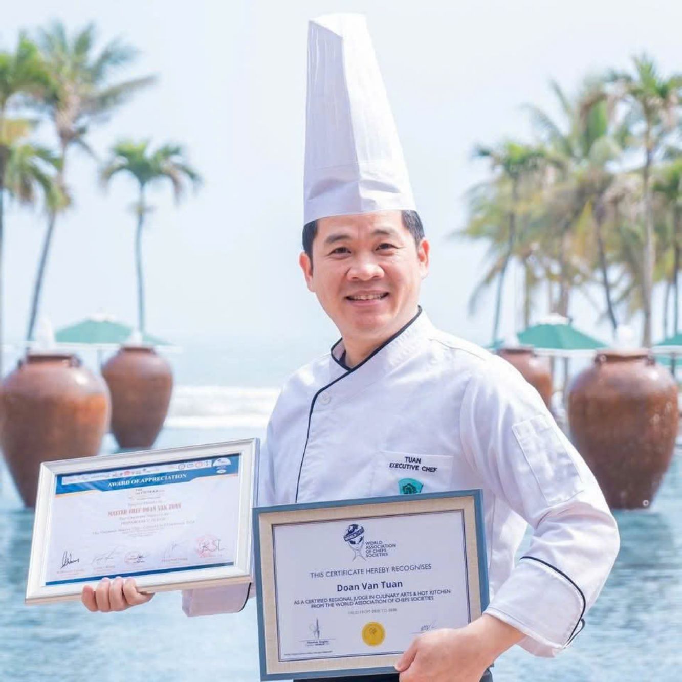 Head chef Doan Van Tuan - head of the kitchen team of furama International Tourism Complex - Ariyana. Photo: ACC