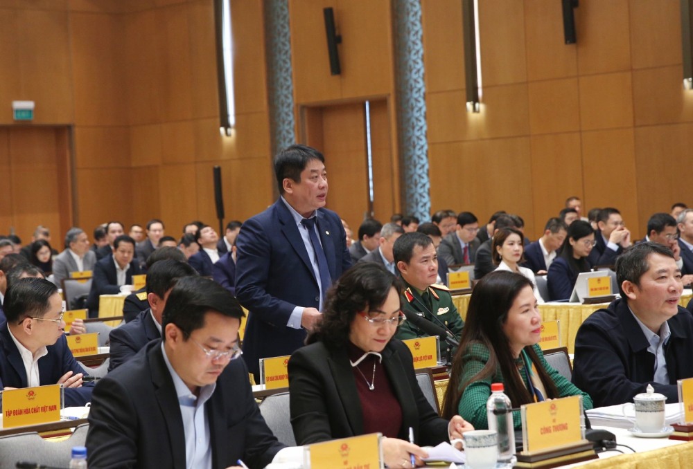 Mr. Nguyen Anh Tuan - General Director of Vietnam Electricity Group (EVN) - spoke. Photo: VGP