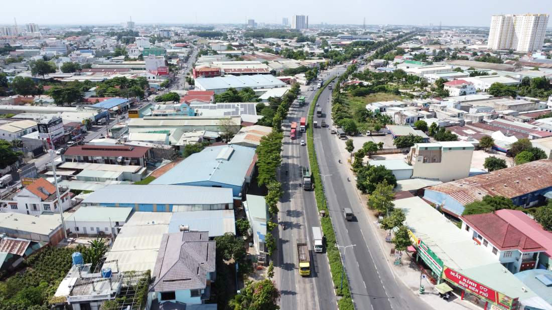 Duong My Phuoc Tan Van co 15,3km trung voi du an duong Vanh dai 3 TPHCM dang trien khai. Anh: Dinh Trong