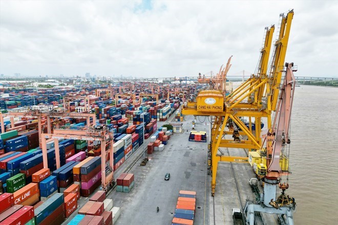 UOB believes that Vietnam can achieve GDP growth of 8%, even 2 digits. Photo: Hai Nguyen