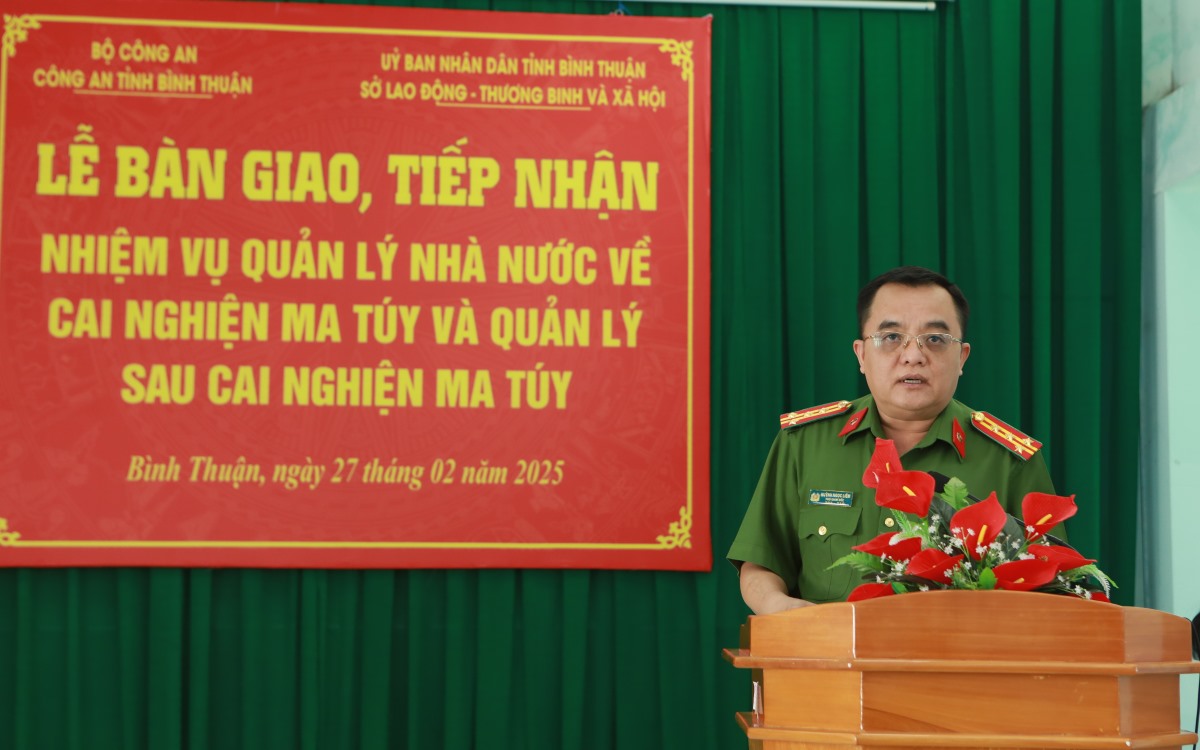 Dai ta Huynh Ngoc Liem, Pho Giam doc, Thu truong Co quan Canh sat dieu tra Cong an tinh phat bieu chi dao. Anh: Duy Tuan 