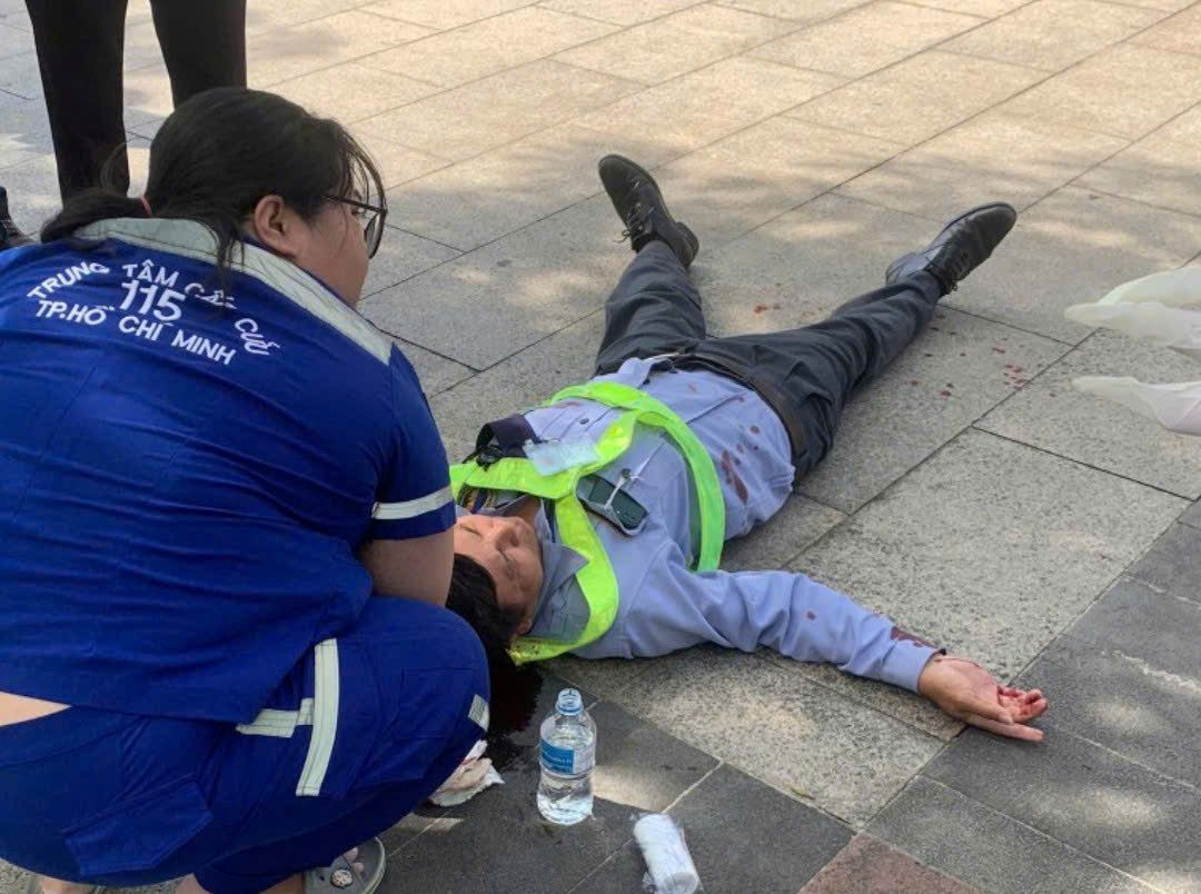 Medical staff were present to provide first aid to the injured male security guard. Photo: Dong Hoang