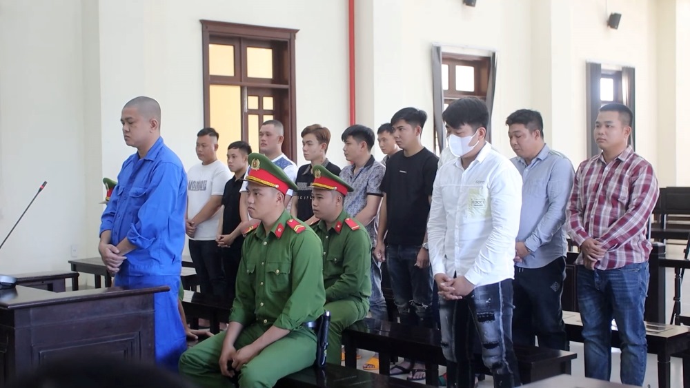 life in prison for man who used a gun to shoot someone to death in Long An