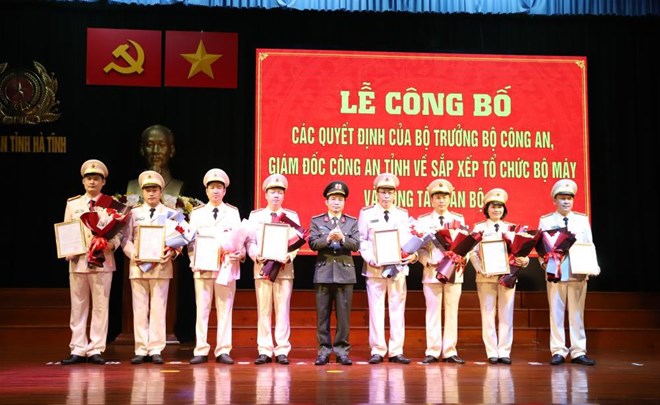 Kết thúc hoạt động của 12 công an cấp huyện ở Hà Tĩnh