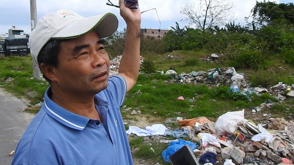 People recommend installing cameras and controlling illegal dumping. Photo: Tran Thi