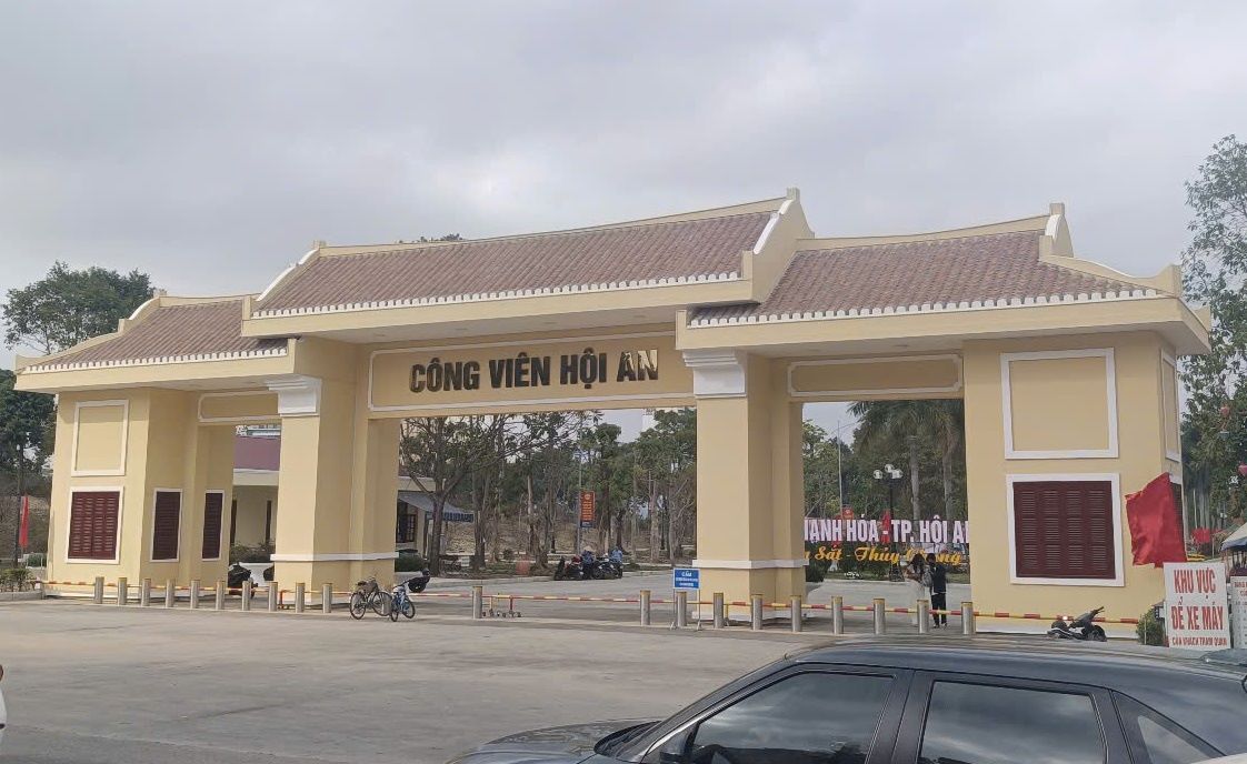 Khu vuc cong Cong vien Hoi An sau khi duoc dau tu, xay dung moi. Anh: Minh Hoang