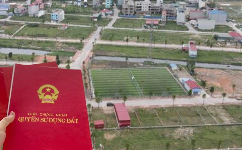 The 2023 Law on Real Estate Business has tightened regulations on land division and sale compared to the old regulations. Photo: Linh Trang