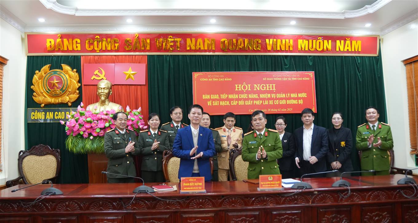 Cao Bang Provincial Police received a series of new tasks. Photo: Cao Bang Police.