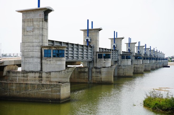 Land clearance problems are one of the reasons why the Tra Khuc River downstream dam project in Quang Ngai City is behind schedule. Photo: Vien Nguyen.