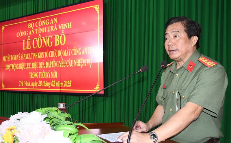 Colonel Nguyen Thanh Hai - Director of the Provincial Police Department spoke at the announcement ceremony. Photo: Provided by the police