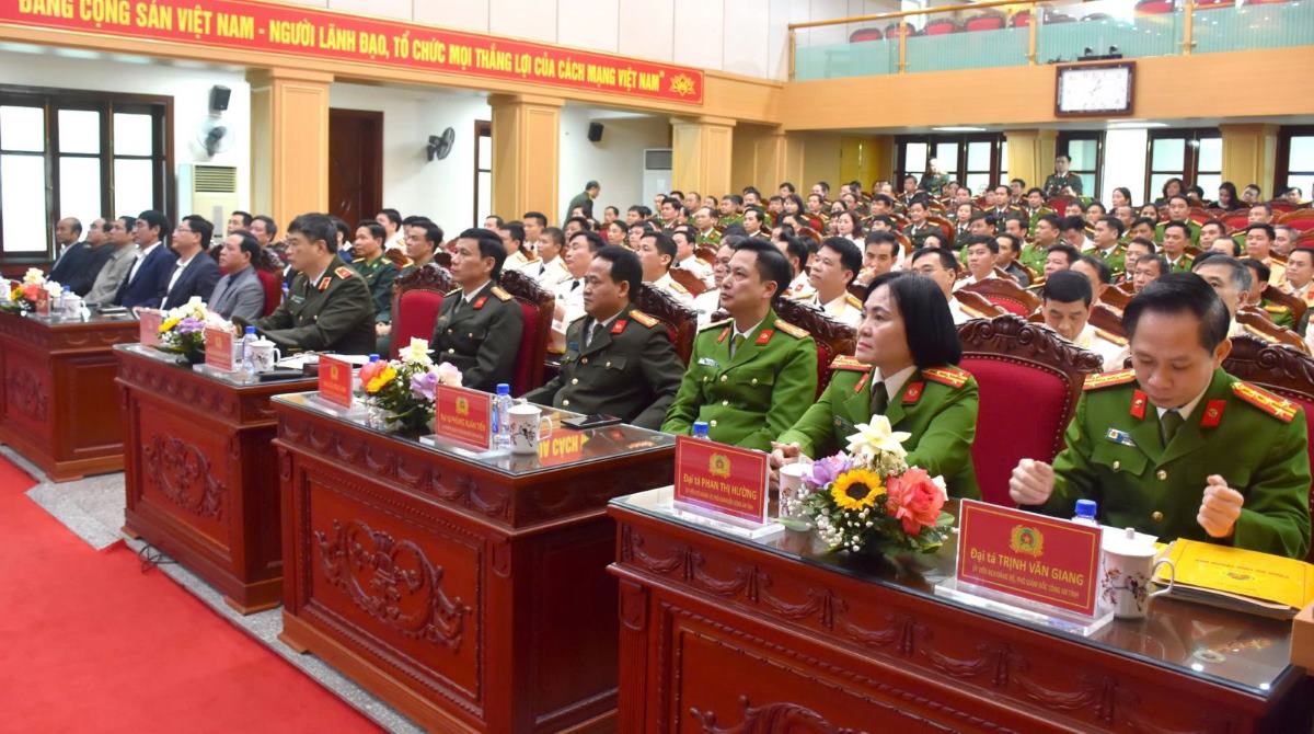 Cac dai bieu tham du hoi nghi. Anh: Cong an Thanh Hoa