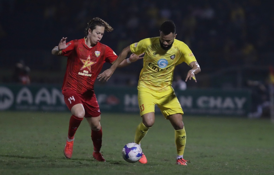 Cau lac bo Thanh Hoa da trai qua chuoi 5 tran chua thang tai V.League. Do vay, ho quyet tam huong den mot ket qua thuan loi trong chuyen lam khach truoc Hong Linh Ha Tinh. 