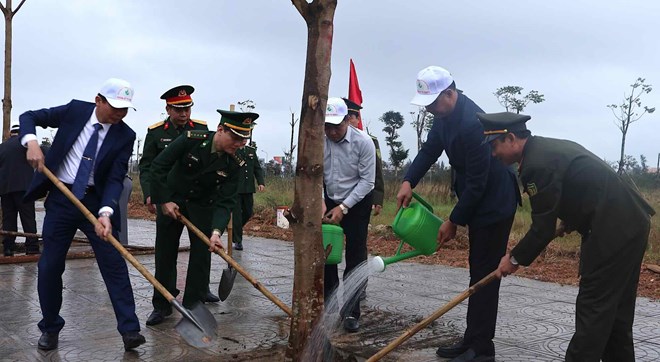 Nhiều địa phương hưởng ứng Tết trồng cây đầu Xuân 2025