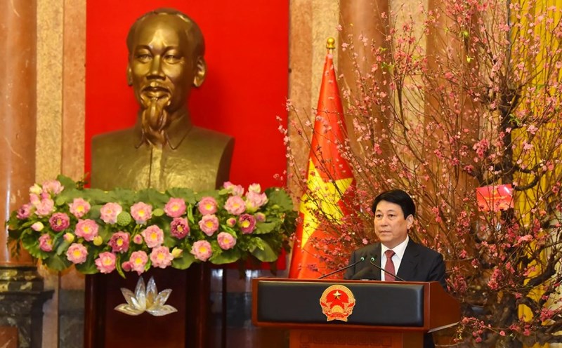 The President emphasized the need to streamline the payroll but the quality of work needs to be better. Photo: Nhan Dan